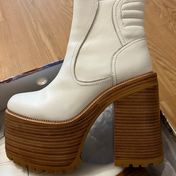 Jeffrey Campbell Ultra Platform Boot